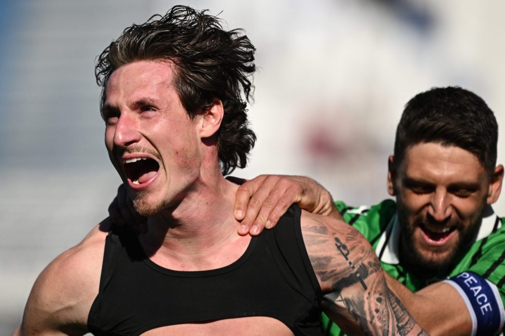 Sassuolo supera Cagliari 2-1, sardi sempre più a rischio retrocessione.