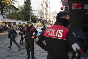Attacco al Consolato di Israele a Istanbul: un attentatore ucciso, due arrestati.