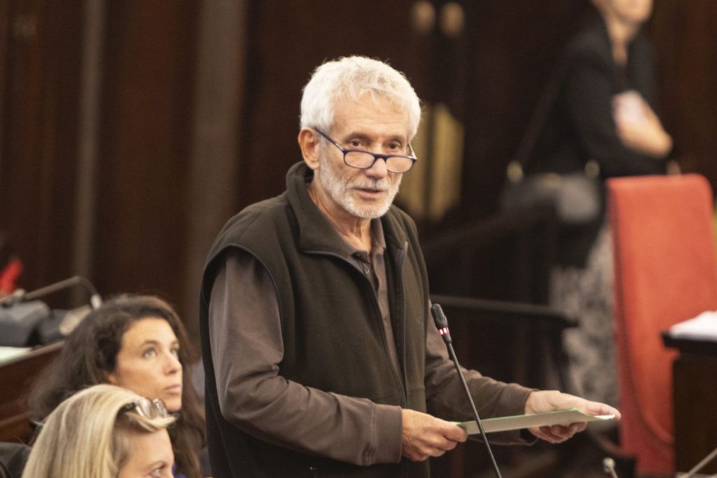 Addio a Carlo Monguzzi, storico consigliere comunale e ambientalista milanese, scomparso a 74 anni.