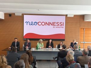NeoConnessi: +8% di competenze digitali per studenti delle elementari con Wind Tre.