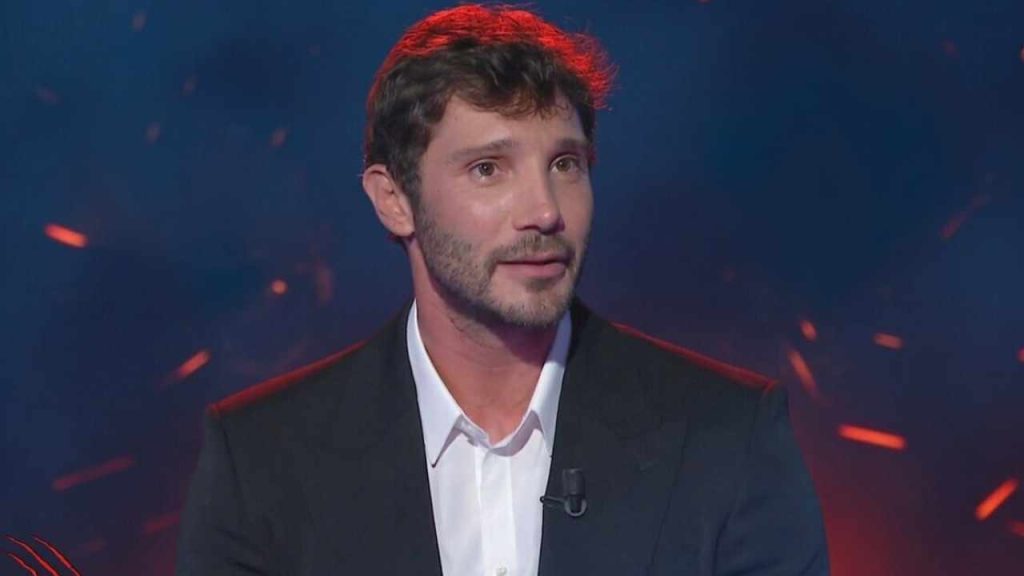 Stefano De Martino: le sorprendenti rivelazioni esclusive degli amici nel video rubato