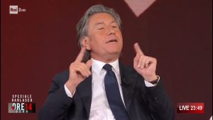 De Rensis su Chiara Ingrosso: “Mi chiamava cucciolo, ma colpirò al cuore della questione.”