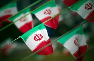 Hacker iraniani minacciano le infrastrutture critiche americane, avvertono le agenzie statunitensi.