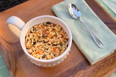 Trucchi Geniali in Cucina per Chi Cucina da Solo: Facilità e Risparmio Garantiti