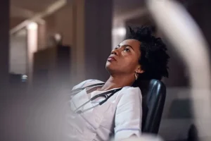 Segnali Inconfondibili di Carenza Nutrizionale nel Tuo Corpo