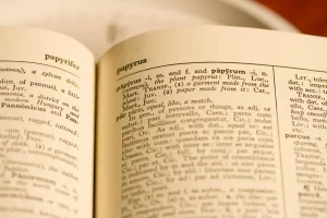 Rivoluzione nel Liceo Classico: Latino e Greco come Lingue da Interpretare