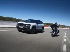 Jeep e Harley-Davidson: una partnership innovativa per il futuro del 2026.