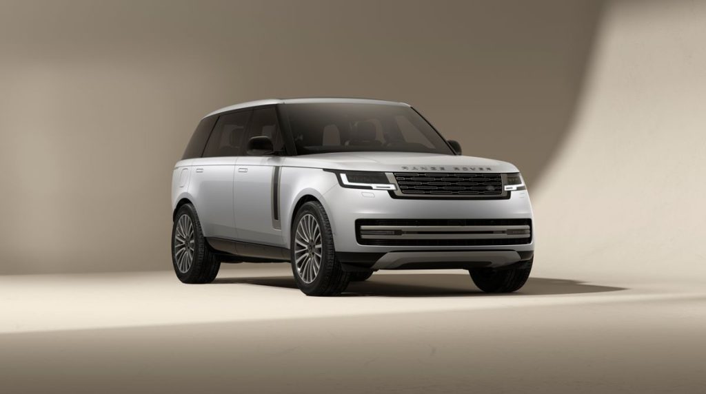 Range Rover svela l’edizione esclusiva ispirata a Londra, un simbolo di prestigio e raffinatezza.