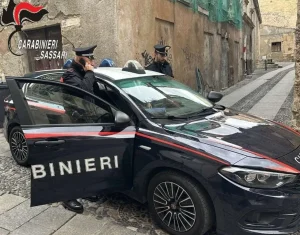 Latitante di tratta umani trovato a Sassari, nascosto in un armadio.