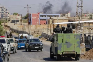Autobomba esplode vicino al ministero della Difesa in Siria: il bilancio è drammatico.