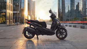 Piaggio Beverly celebra 25 anni con un’edizione speciale: ecco la 25th Anniversary.