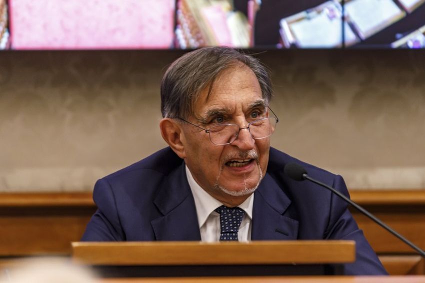 La Russa: Italia sostiene Kiev e cerca una pace giusta