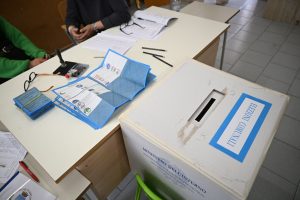 Centrodestra trionfa alle elezioni comunali: Reggio Calabria torna sotto la sua guida.