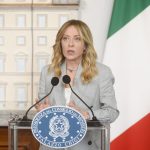 Meloni: “Gravissimo atto, la guerra colpisce tutti in Romania”.