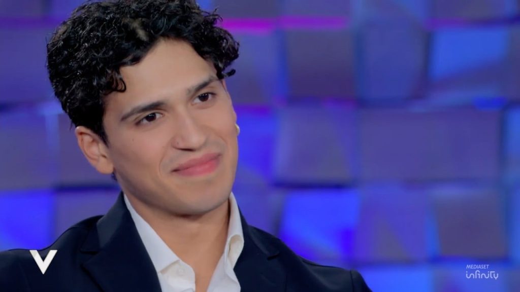 Nicola Marchionni si emoziona nel ricordo della madre: un momento toccante ad Amici.