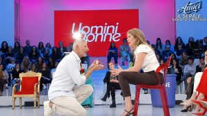 Marco chiede scusa a Cinzia dopo la lite: “So che mi ami”.