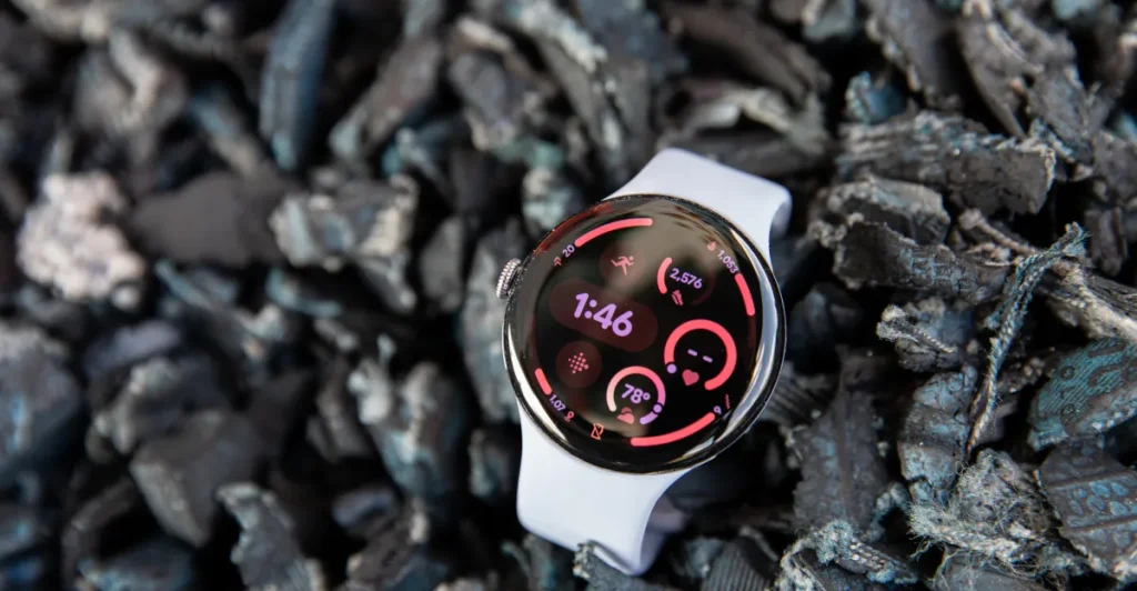 Wear OS 7: monitoraggio in tempo reale di consegne e punteggi sportivi sul tuo polso.