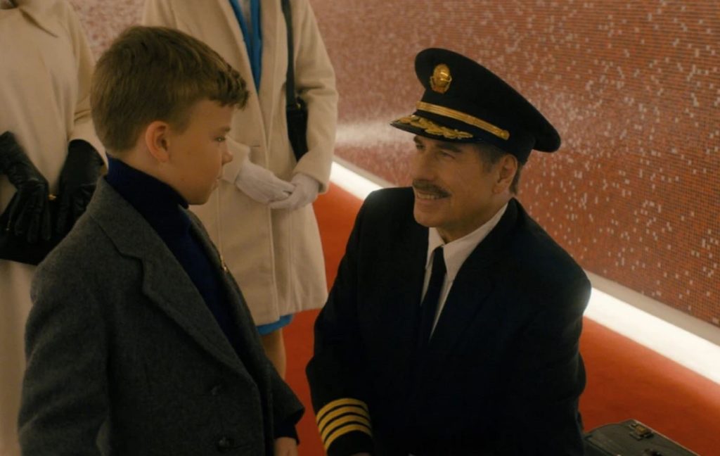Cannes 79: John Travolta debutta come regista, portando freschezza al festival cinematografico.