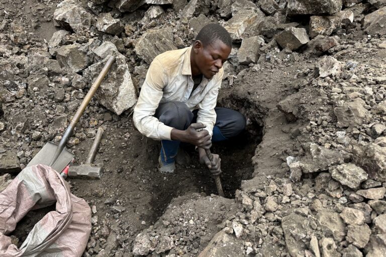 Rischio di ‘corporate capture’ dei minerali: l’allerta della leader indigena sul futuro del DRC.