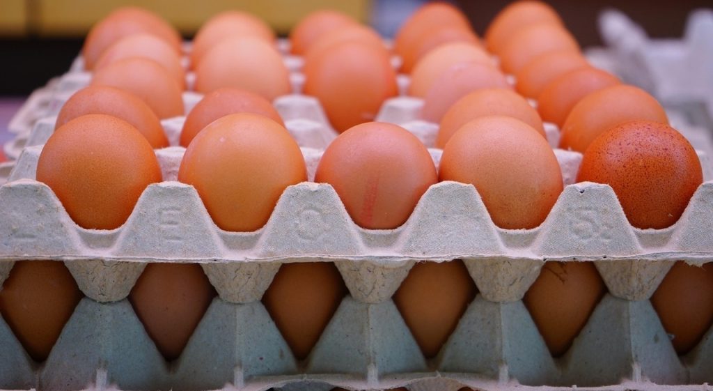 Uova fresche: tre metodi infallibili per verificarne la qualità e ottimizzarne la conservazione.