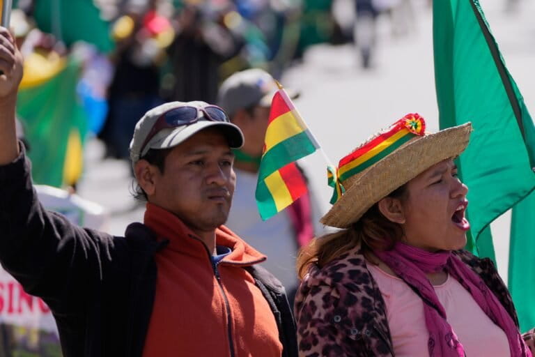 La legge a favore dei contadini boliviani: rischio di aumentare l’accaparramento fondiario.