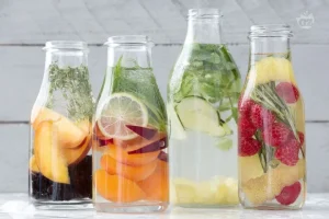 Acqua aromatizzata fatta in casa: le combinazioni migliori