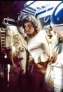 Alien, il film che ha rivoluzionato la fantascienza horror: quando il terrore arrivò nello spazio