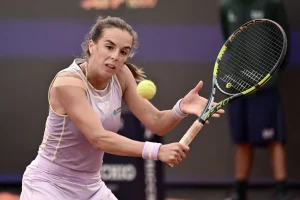 Internazionali d’Italia: tre azzurre eliminate al primo turno, fuori Bronzetti, Ruggeri e Trevisan.