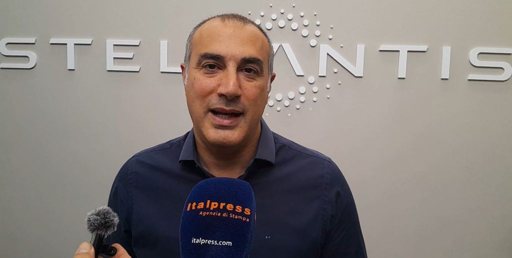 Stellantis conferma: produzione in Italia resta stabile, nessuna riduzione prevista.