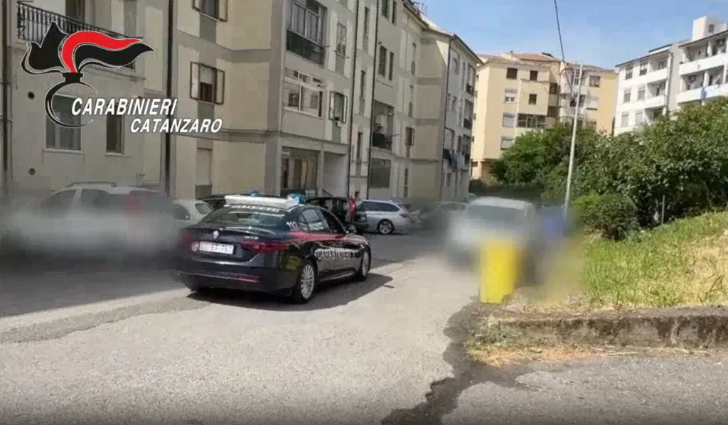 Tentata truffa all’anziana a Catanzaro: arrestato un uomo ai domiciliari.