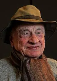 Addio a Edgar Morin, il filosofo della complessità e sostenitore dell’importanza dell’educazione.