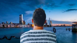 Erasmus+: Opportunità per i docenti, video con esperti e testimonianze. Segui alle 19!