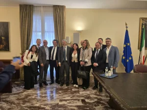 Regione Campania lancia nuovo sito: focus su trasparenza e servizi digitali avanzati.
