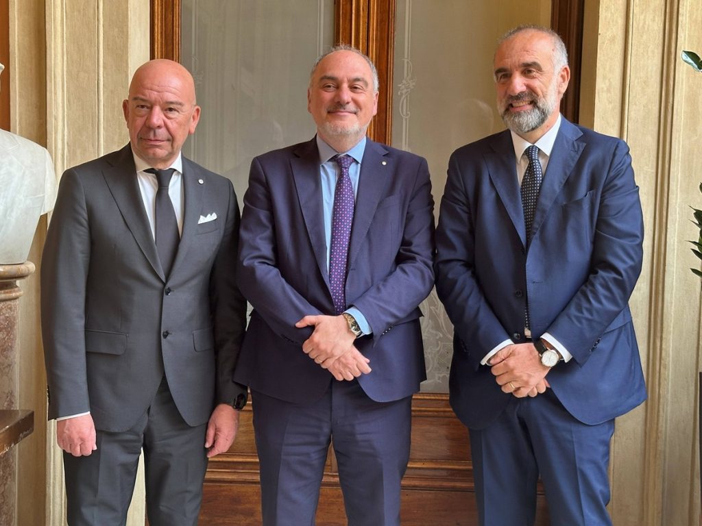 Collaborazione tra CNA Emilia-Romagna e UniCredit per sostenere la crescita delle PMI nel Centro-Nord.