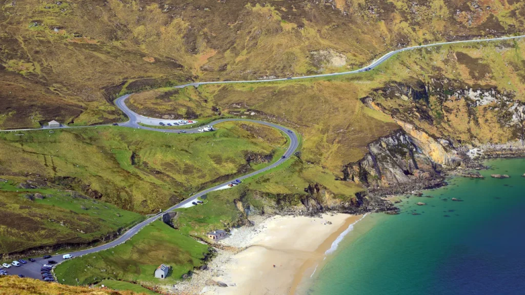Questa spiaggia poco conosciuta in Irlanda è stata eletta tra le migliori d’Europa.