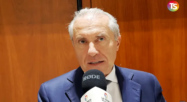Dal 2027, nuovi libri liceali: riforma da approvare entro giugno, milioni di testi da riscrivere.