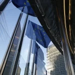 La Commissione europea approva nona rata Pnrr Italia, Meloni celebra risultati raggiunti.