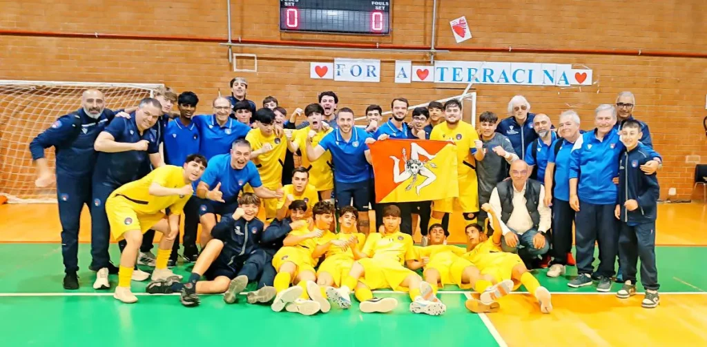 Sicilia Juniores trionfa ai rigori contro il Lazio e conquista la finale del Torneo delle Regioni.
