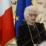 Liliana Segre: “A 96 anni ricevo messaggi di odio, il mondo si fa sempre più oscuro.”