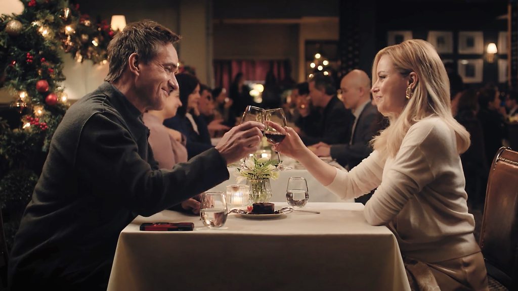 “La Miniature Wife”: un’avvincente serie con Elizabeth Banks e Matthew Macfadyen su Sky e Now.