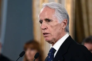 Giovanni Malagò lancia la sua candidatura per la presidenza Figc con il sostegno della Lega Serie B.