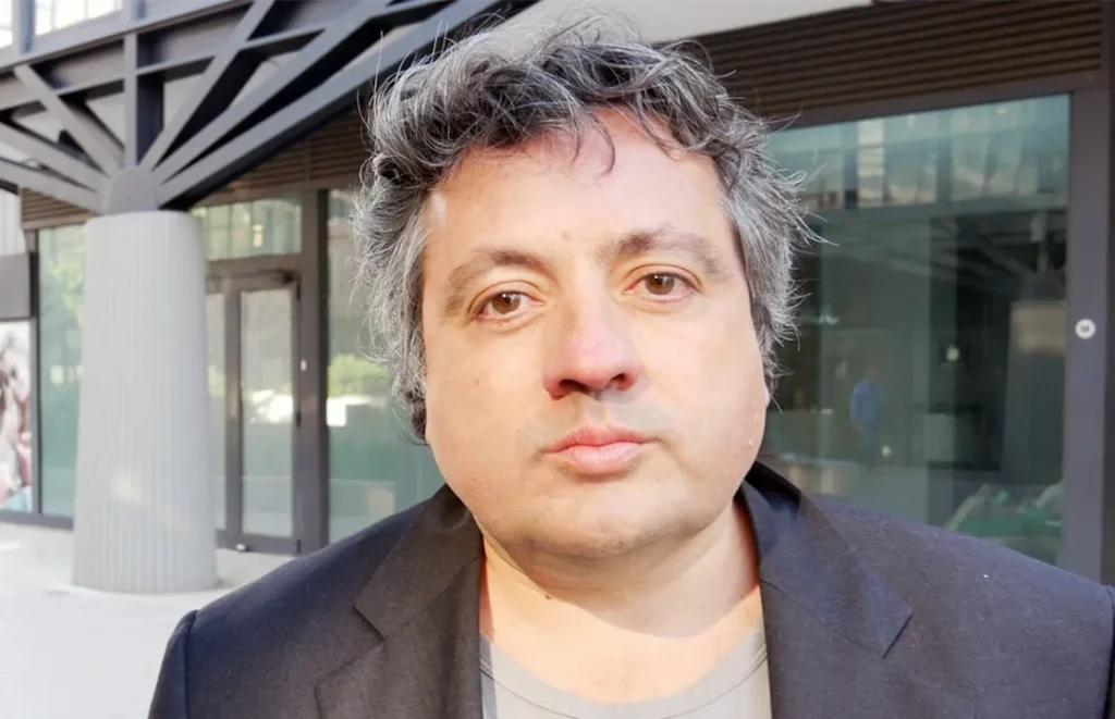 Dispersione scolastica in calo: nuove misure per asili e obbligo formativo fino a 18 anni.