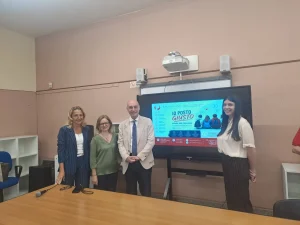 Studenti di Palermo affrontano i rischi del web nel progetto “Io Posto Giusto”.
