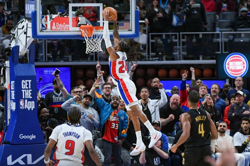 Thunder e Pistons trionfano in Gara-1, Lakers e Cavaliers ko nei playoff NBA.