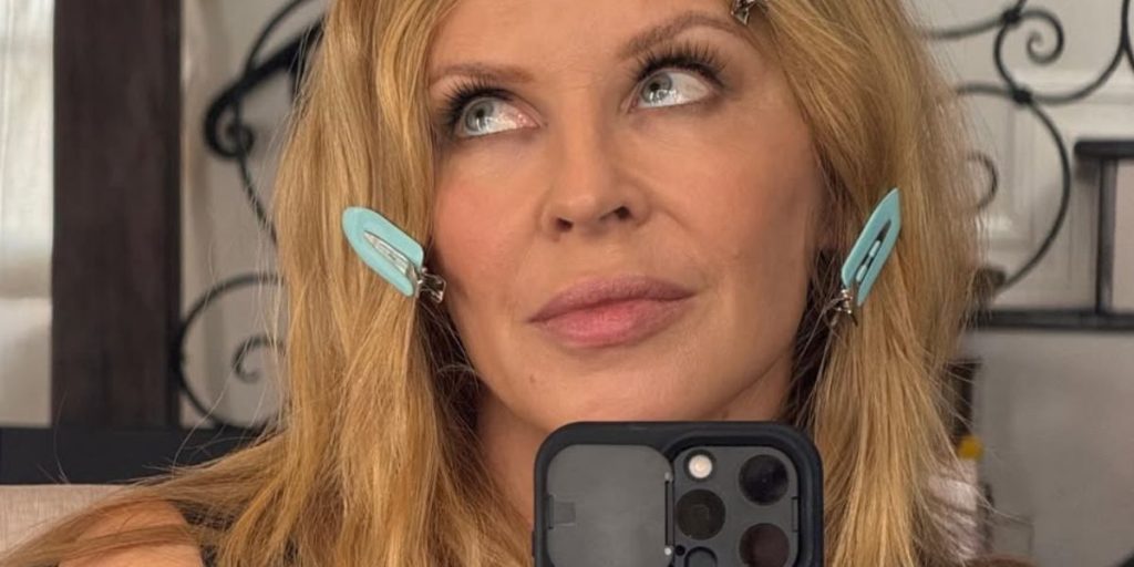 Kylie Minogue: coraggiosa battaglia contro il ritorno del tumore.
