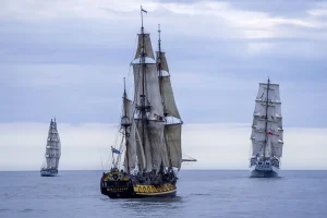 Nave russa in Sicilia: Guardia Costiera denuncia approdo non autorizzato e vietato.
