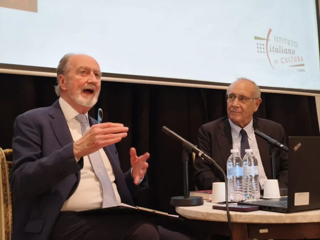 Leone XIV: chiarimenti sui rapporti tra Vaticano e Stati Uniti nel nuovo libro di Massimo Franco