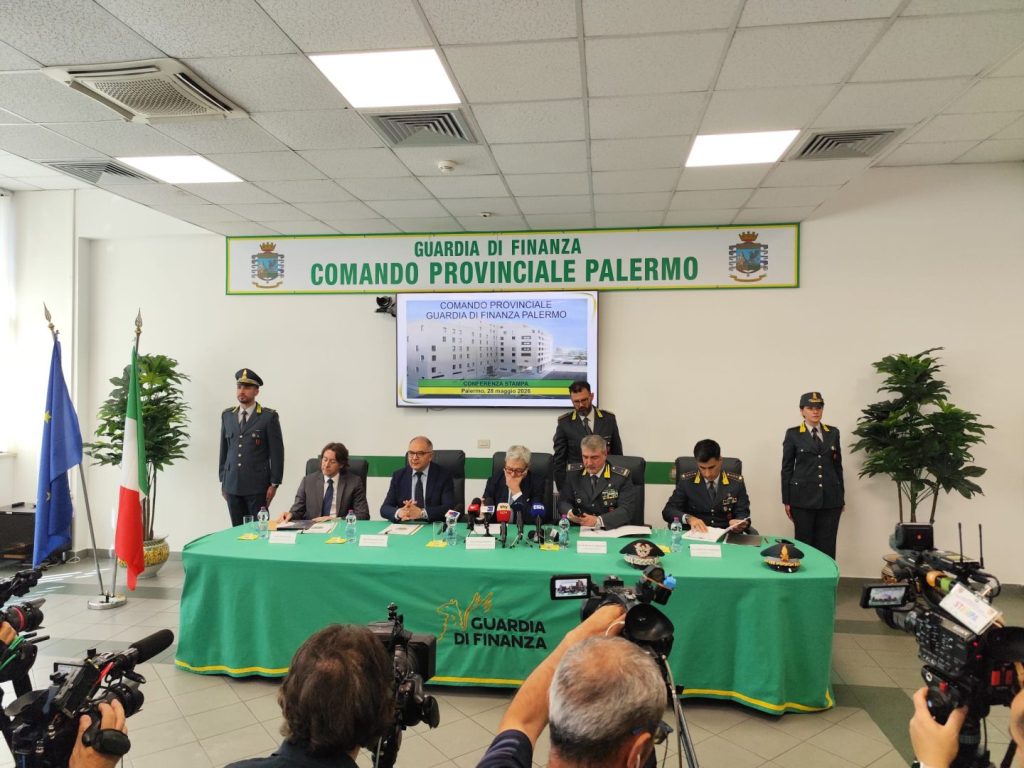 Maxi operazione contro il riciclaggio: 200 milioni sequestrati al clan Messina Denaro.
