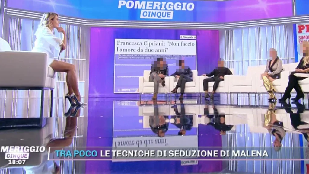 Barbara d’Urso attacca gli opinionisti: “Con me sono spariti, ecco perché”