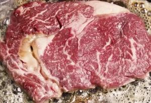 Cibi irresistibili che fanno ingrassare la pancia negli uomini